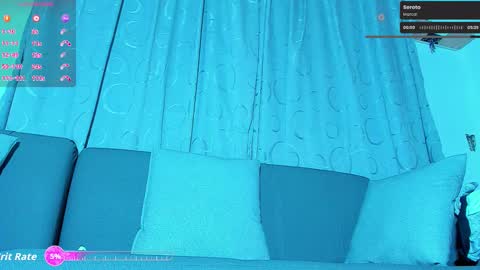 Charlee He online show from 11-09-25, 04:05