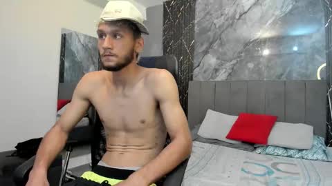 Tedy online show from 03-12-26, 08:04