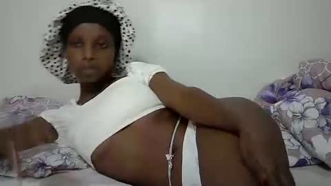 Baby maya online show from 05-19-26, 06:14