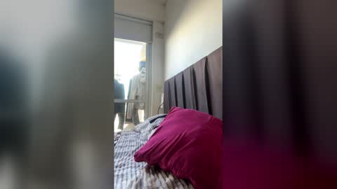 teffi009 online show from 05-15-26, 04:47