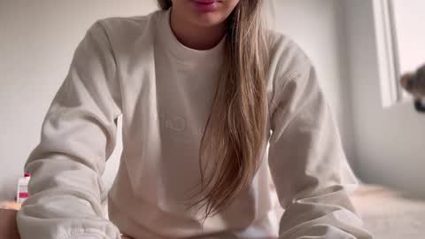 Amy No penetration Virgiin giirl online show from 11-09-25, 01:42