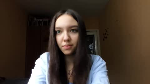 Kimi online show from 11-07-25, 09:31