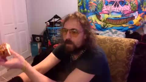 Snapshot of tehkie chatting on 06-12-26, 08:24 tehkie online show from 06-12-26, 08:24