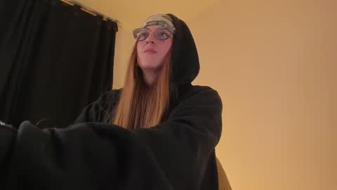 Snapshot of tekila__ chatting on 03-08-25, 12:00 tekila__ online show from 03-08-25, 12:00