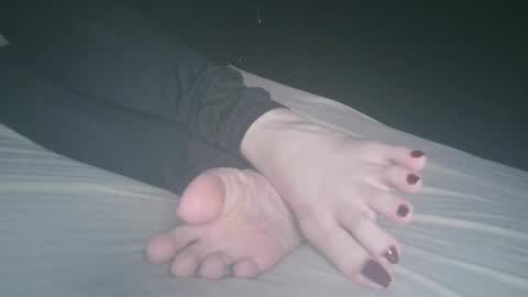 Viv West online show from 02-08-25, 02:58