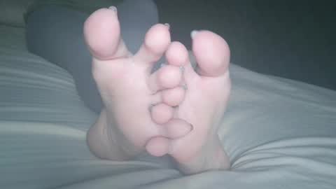 Viv West online show from 03-12-25, 07:24