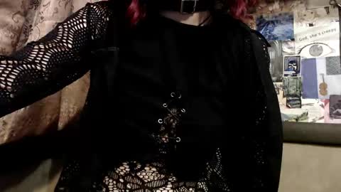 Snapshot of telema_ chatting on 12-19-25, 08:27 ruth online show from 12-19-25, 08:27