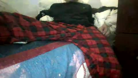 Snapshot of tellias1 chatting on 12-13-24, 09:02 tellias online show from 12-13-24, 09:02