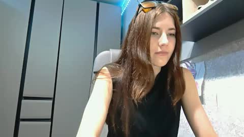 Alice online show from 10-12-25, 05:06