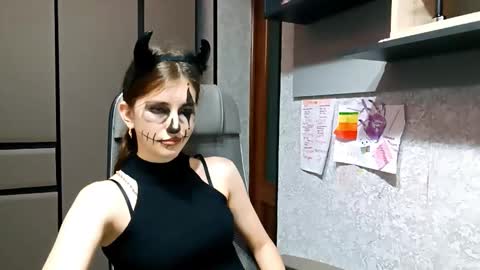 Alice online show from 10-30-25, 05:42