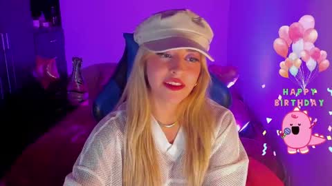 Snapshot of temptationsweet__ chatting on 05-07-26, 08:09 Sara online show from 05-07-26, 08:09