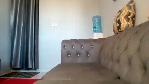 Snapshot of temptiebony69 chatting on 10-13-25, 10:04 temptiebony69 online show from 10-13-25, 10:04