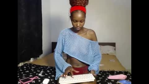 Snapshot of tempting_vibe chatting on 02-02-26, 06:50 tempting_vibe online show from 02-02-26, 06:50