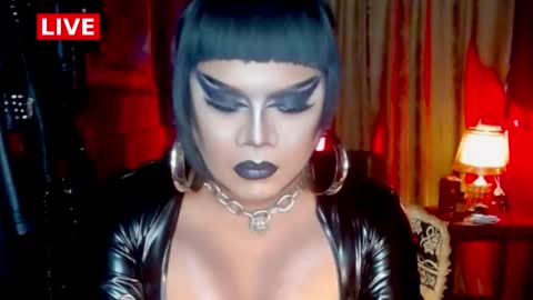 Snapshot of temptress_cocoxxx chatting on 04-28-26, 05:51 Mistress Coco online show from 04-28-26, 05:51
