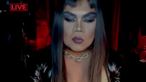 Snapshot of temptress_cocoxxx chatting on 06-11-26, 08:01 Mistress Coco online show from 06-11-26, 08:01