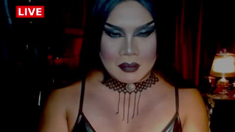 Snapshot of temptress_cocoxxx chatting on 06-22-26, 07:33 Mistress Coco online show from 06-22-26, 07:33