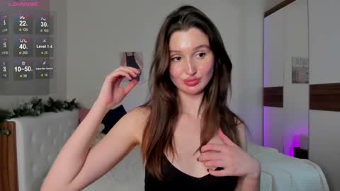 Snapshot of tender_babyy chatting on 01-24-25, 06:04 Sexy girl Li online show from 01-24-25, 06:04