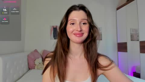 Snapshot of tender_babyy chatting on 02-01-25, 02:24 Sexy girl Li online show from 02-01-25, 02:24