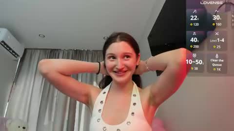 Snapshot of tender_babyyy chatting on 07-13-26, 12:30 Amina online show from 07-13-26, 12:30