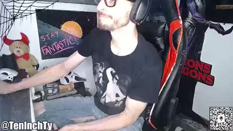 Ty online show from 10-30-25, 04:30