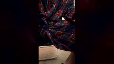 Snapshot of tenninchdick chatting on 04-29-26, 04:22 TENNinchDick online show from 04-29-26, 04:22