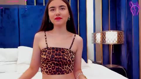 Snapshot of tenny_shy chatting on 08-05-26, 07:28 TennyShy online show from 08-05-26, 07:28
