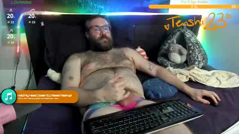 Snapshot of tenshi23 chatting on 02-08-26, 06:50 Matt online show from 02-08-26, 06:50