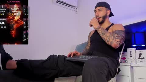 Teo Ferrer online show from 02-10-25, 08:21