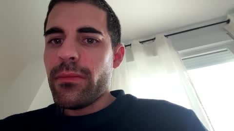 Snapshot of tereee12 chatting on 12-23-25, 07:50 Luis online show from 12-23-25, 07:50