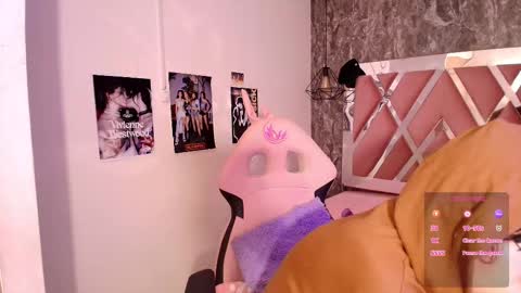 Terra Elowen online show from 10-18-25, 11:33