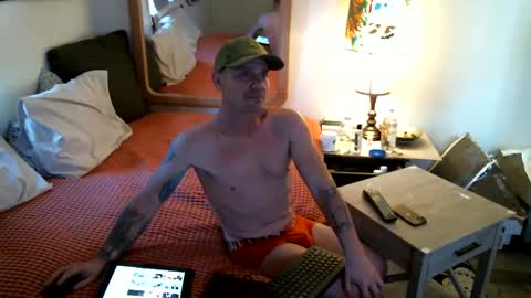 Axle online show from 01-10-25, 04:09