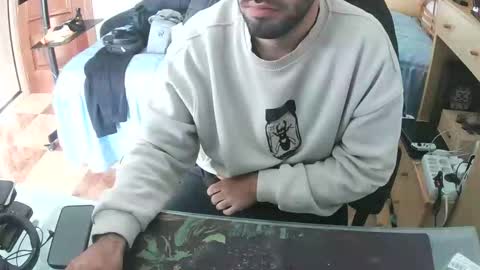 Snapshot of terwosdex chatting on 11-08-25, 03:01 terwosdex online show from 11-08-25, 03:01