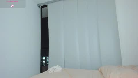 Tessa online show from 04-09-26, 12:43