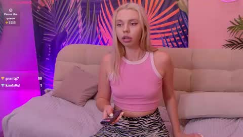 Tessa online show from 07-28-26, 02:13