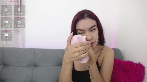 Tessa foxie      online show from 05-08-26, 11:26