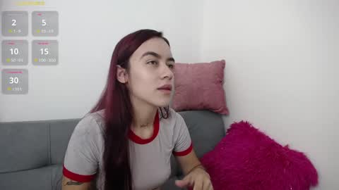 Tessa foxie      online show from 05-28-26, 11:18