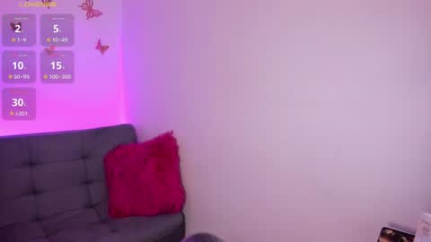 Snapshot of tessafoxie chatting on 07-30-26, 12:37 Tessa foxie online show from 07-30-26, 12:37