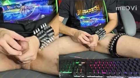 tetsuo343434 online show from 10-21-25, 11:16