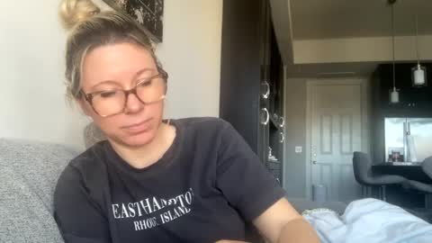 Daphne Summers online show from 01-11-25, 04:25