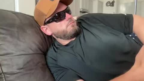 Snapshot of texaslife69 chatting on 06-21-26, 12:24 Sir Texas Country online show from 06-21-26, 12:24