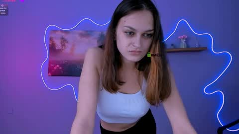 Snapshot of teya_starling chatting on 05-16-26, 10:36 teya_starling online show from 05-16-26, 10:36
