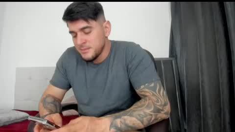 Snapshot of teylor_creed chatting on 11-11-25, 09:15 teylor creed online show from 11-11-25, 09:15