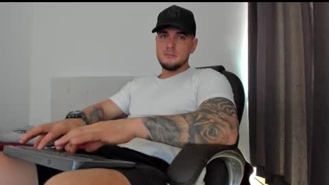 Snapshot of teylor_creed chatting on 11-23-25, 06:08 teylor creed online show from 11-23-25, 06:08