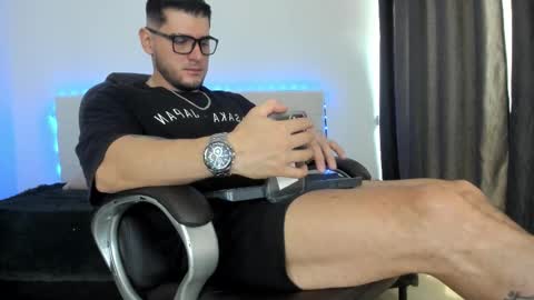 Snapshot of teylor_creed chatting on 12-19-25, 07:54 teylor creed online show from 12-19-25, 07:54