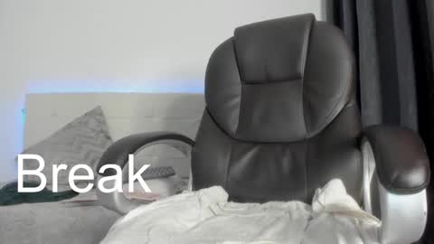 Snapshot of teylor_creed chatting on 02-11-26, 10:37 teylor creed online show from 02-11-26, 10:37