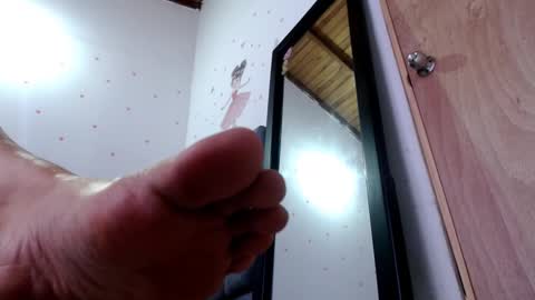 Snapshot of tezza_smith chatting on 02-21-25, 04:37 tezza smith online show from 02-21-25, 04:37