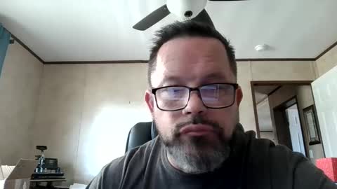 tgchkn86 online show from 12-21-24, 06:34