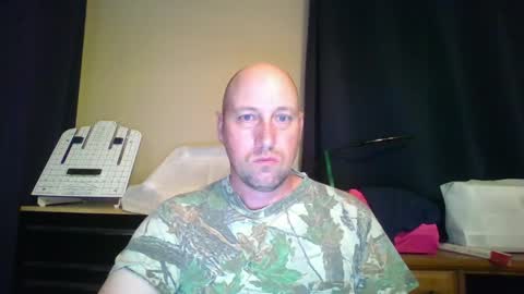 country cock 2020 online show from 04-20-26, 02:42