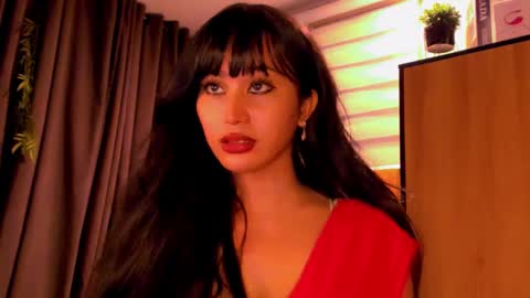 Snapshot of th3r3sa chatting on 12-28-24, 01:18 th3r3sa online show from 12-28-24, 01:18