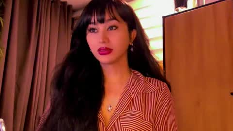 Snapshot of th3r3sa chatting on 01-17-25, 12:42 th3r3sa online show from 01-17-25, 12:42